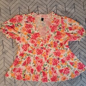Woman XL shirt NEW